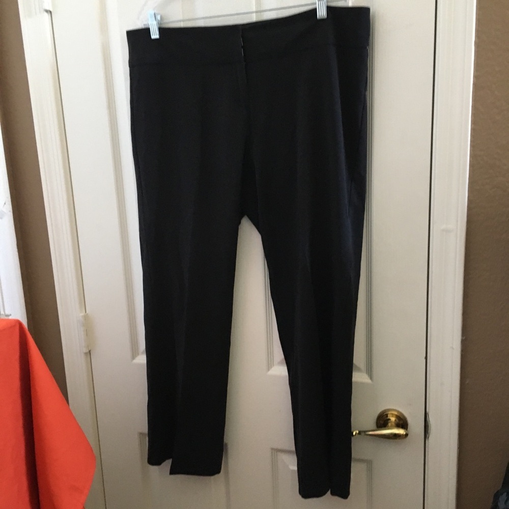 FINAL MARKDOWN LADIES Kenneth Cole slacks 14 short